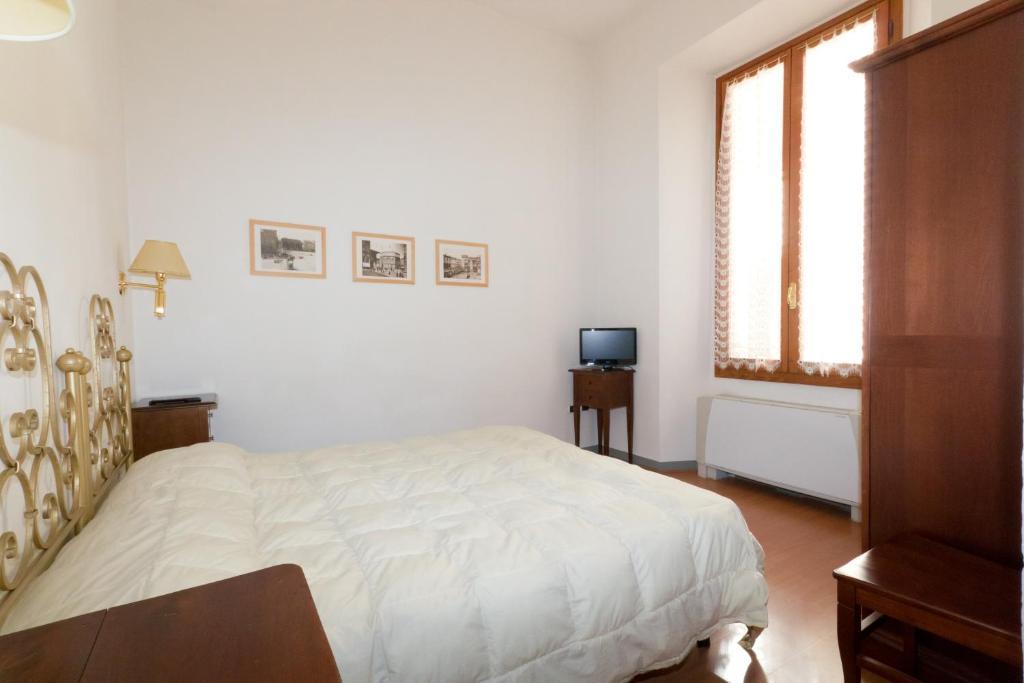 B&B La Notte Blu ฟลอเรนซ์ ภายนอก รูปภาพ