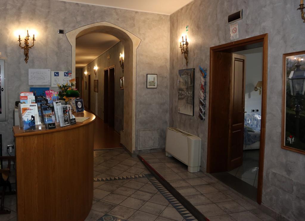 B&B La Notte Blu ฟลอเรนซ์ ภายนอก รูปภาพ