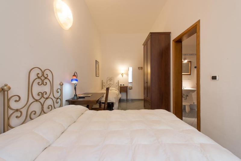 B&B La Notte Blu ฟลอเรนซ์ ภายนอก รูปภาพ